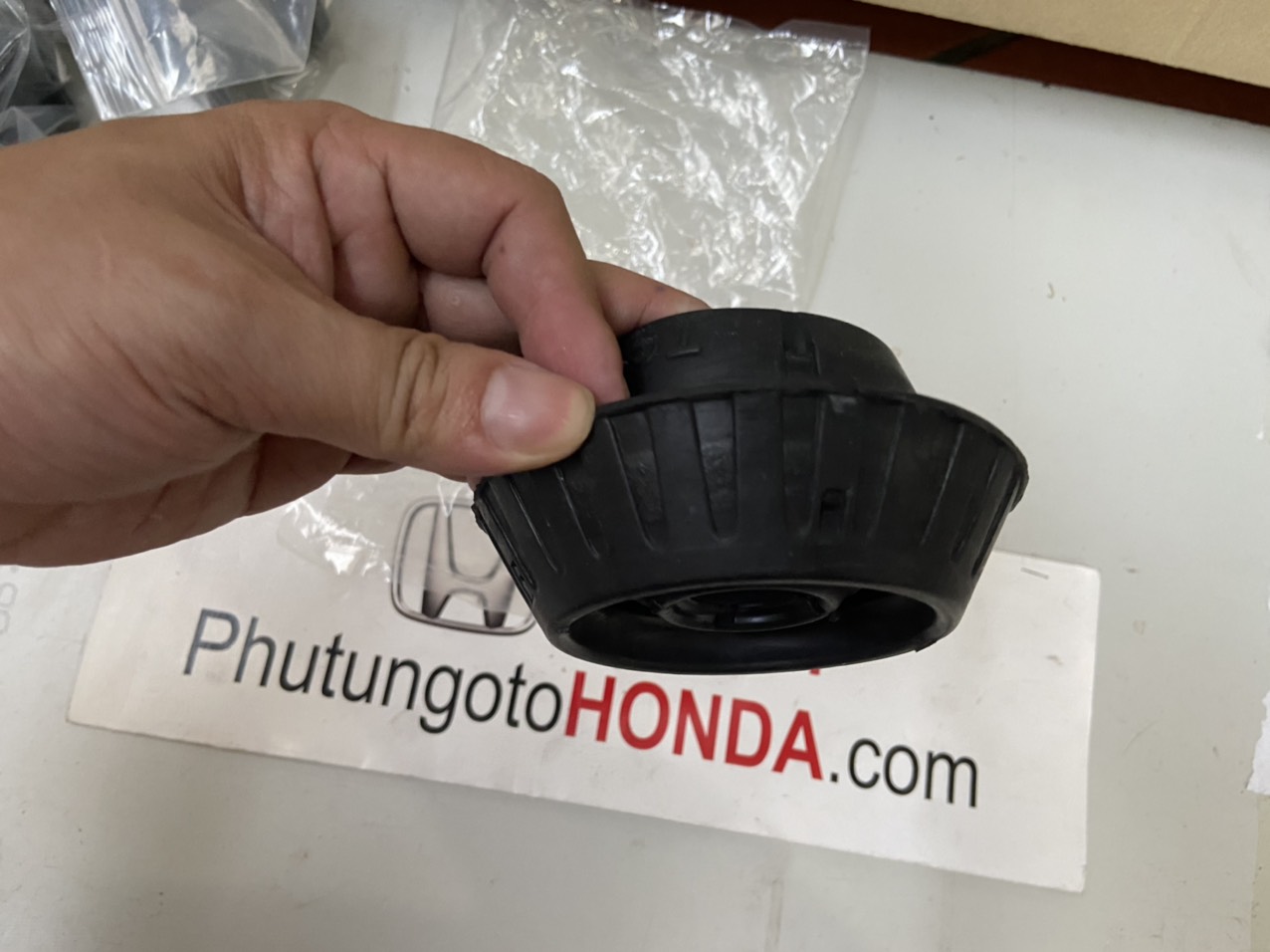 Cao su bát bèo giảm xóc trước xe Honda JAZZ